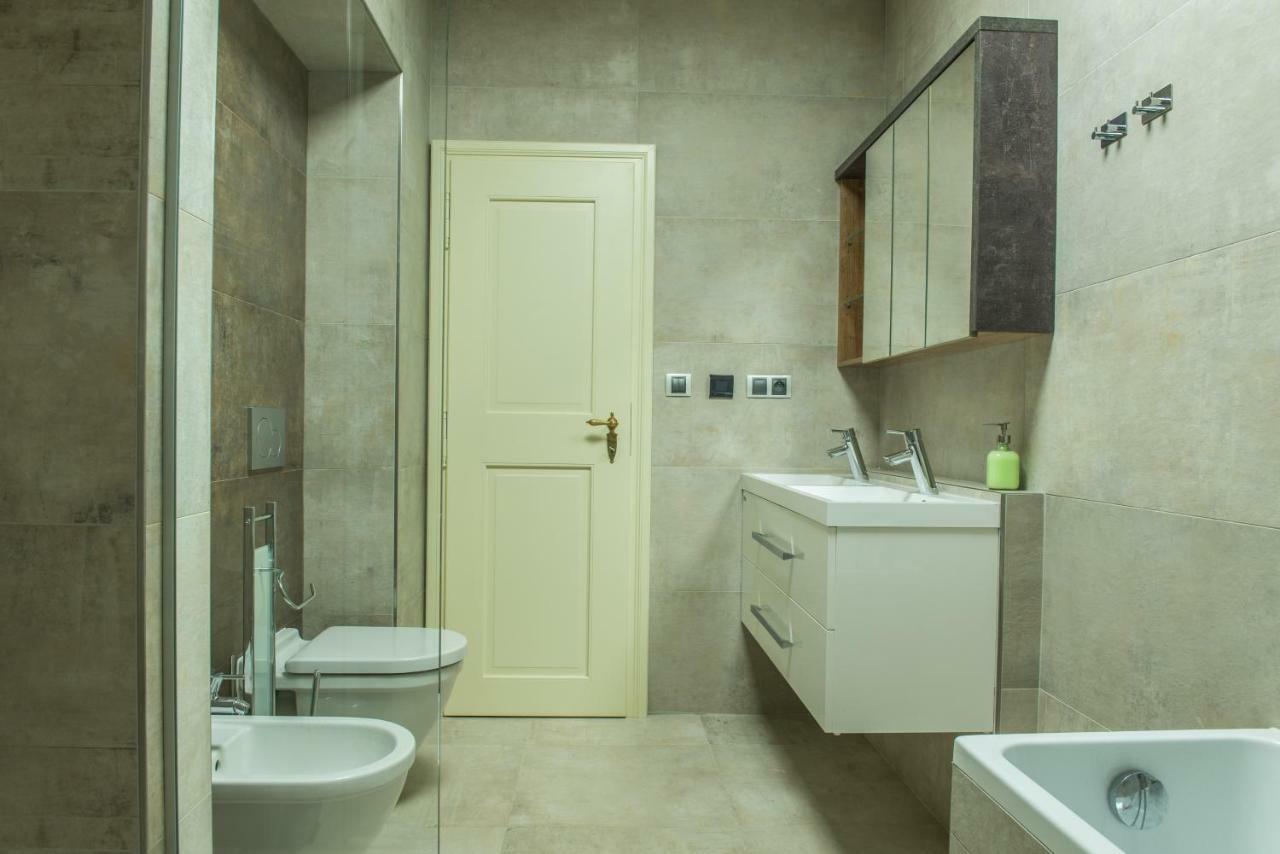 Exclusive 3 Bedroom Top-Notch Flat, Great Location Praga Exterior foto